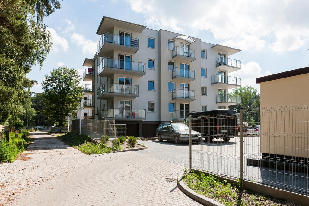 Apartament Szczesliwa Dziewiatka Dziwnowek Exterior photo